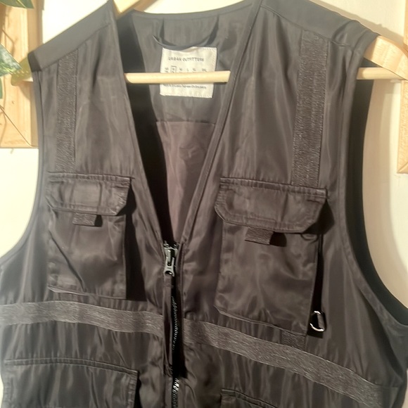 Urban Outfitters vest - Picture 3 of 7